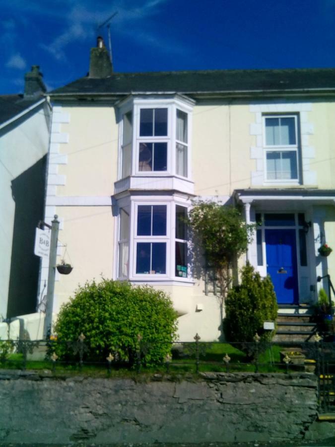 LlanybytherY Garreg Wen住宿加早餐旅馆 外观 照片