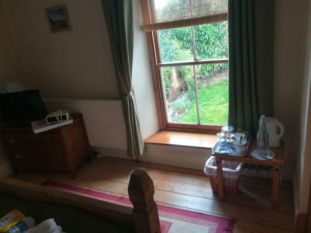 LlanybytherY Garreg Wen住宿加早餐旅馆 外观 照片