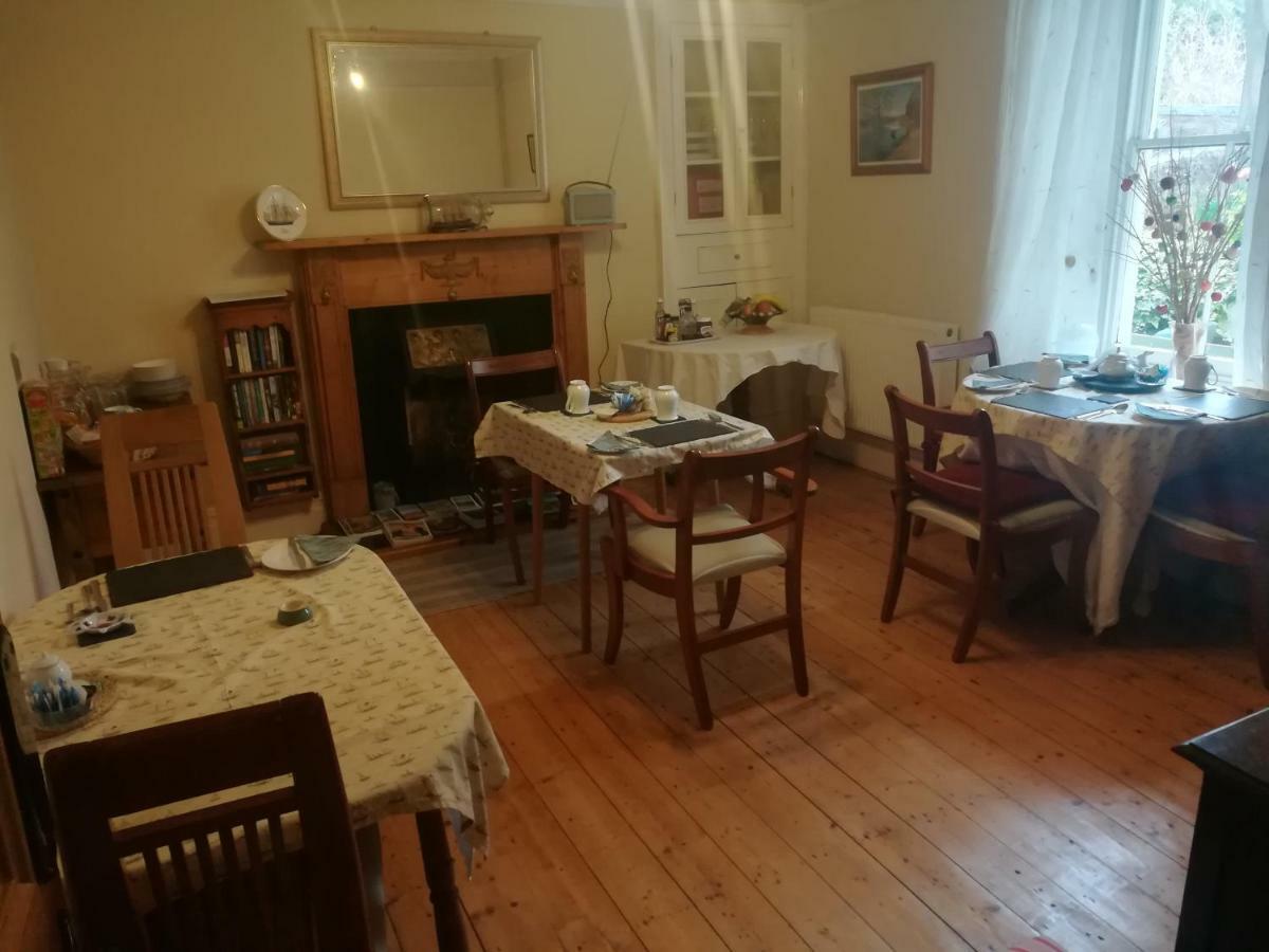 LlanybytherY Garreg Wen住宿加早餐旅馆 外观 照片