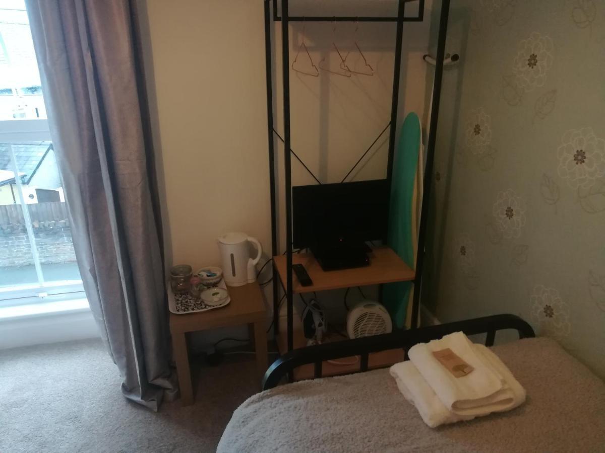LlanybytherY Garreg Wen住宿加早餐旅馆 外观 照片